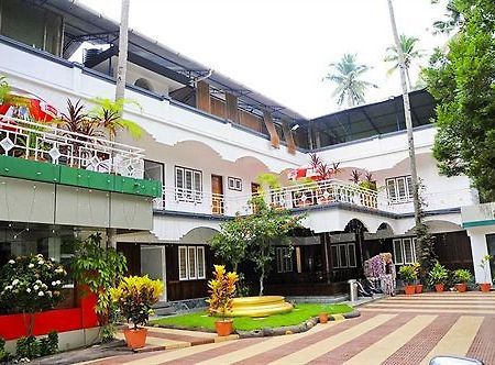 Akhil Beach Resort Varkala Extérieur photo